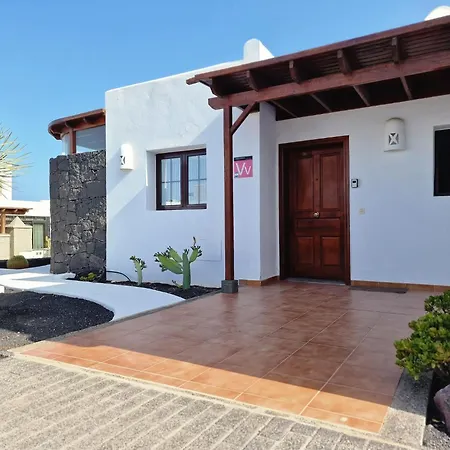 Nueva Villa *